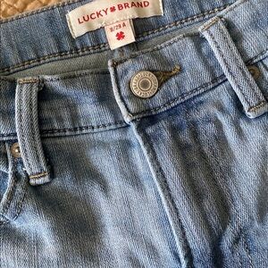Lucky Brand Light Blue Denim Jeans